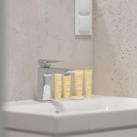 Przestronny W Poznaniu Z Trzema Sypialniami 2 Miejsca Postojowe By Renters *