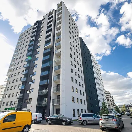 Przestronny W Poznaniu Z Trzema Sypialniami 2 Miejsca Postojowe By Renters Apartman